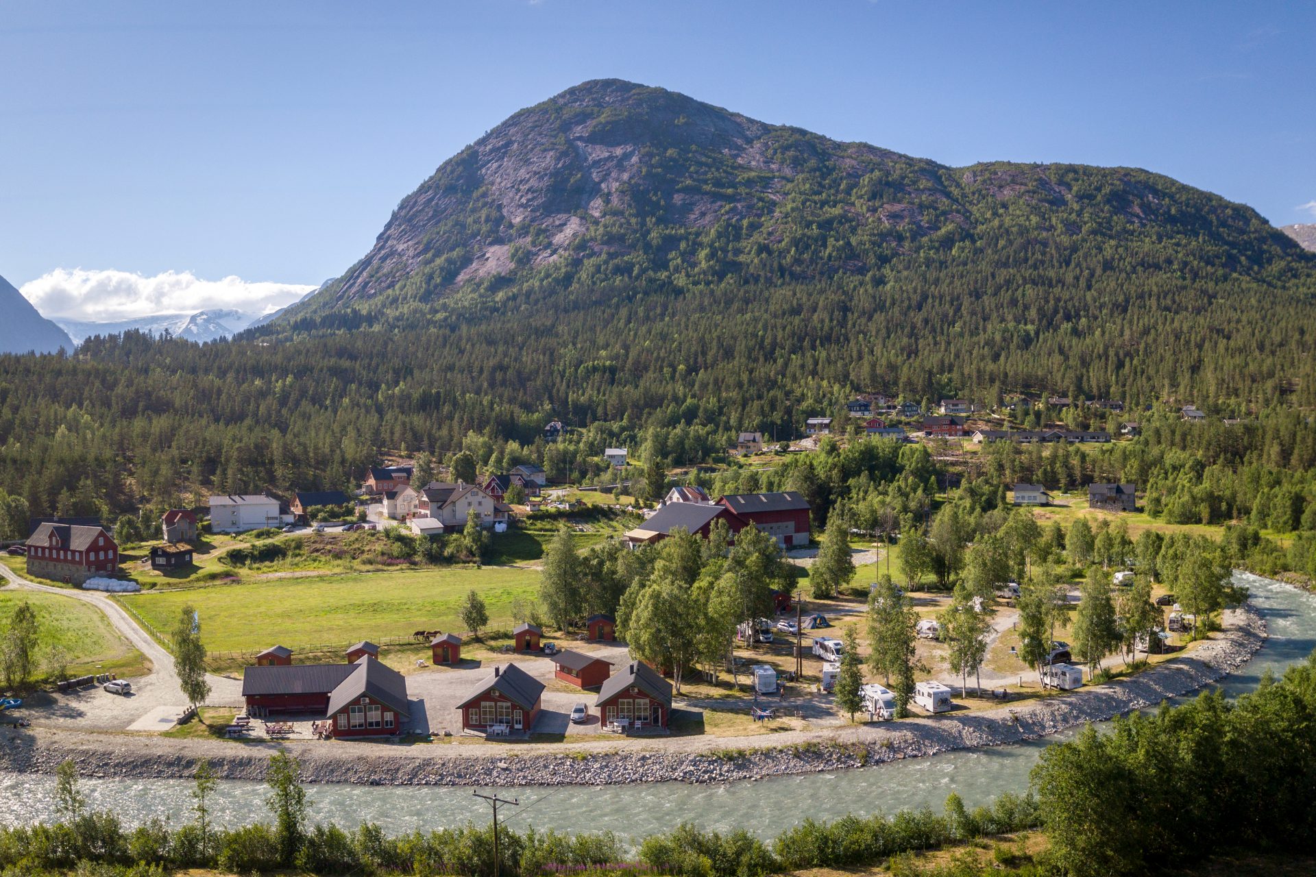 Jostedal Camping Foto Eric James Ryan sognavert